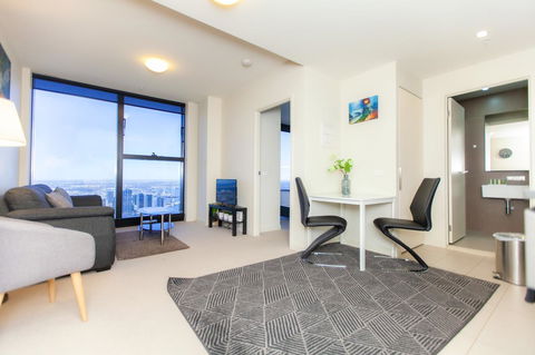 Melbourne SkyHigh Apartments - Stayed 5