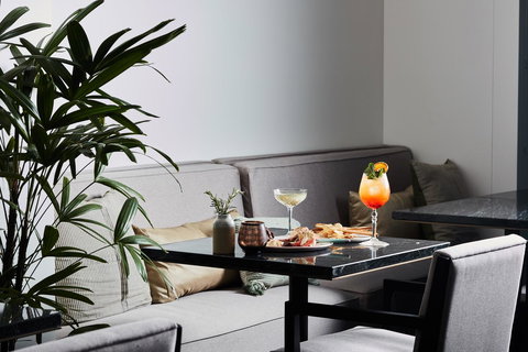 Novotel Melbourne Central - Stays Accommodation 24