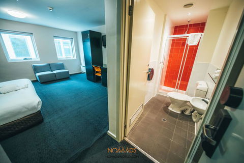 Nomads Melbourne Backpackers - Stayed 20