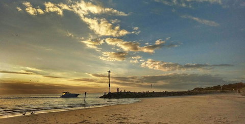 Waterfront Retreat - Stayed 30