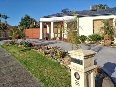 Waterfront Retreat - Stayed 6