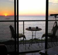 Clifftop Portland Vic - Stayed