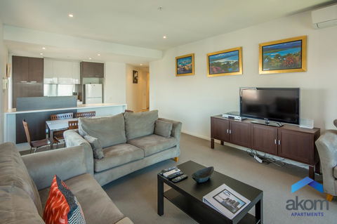 AKOM AT Docklands - Stayed 15