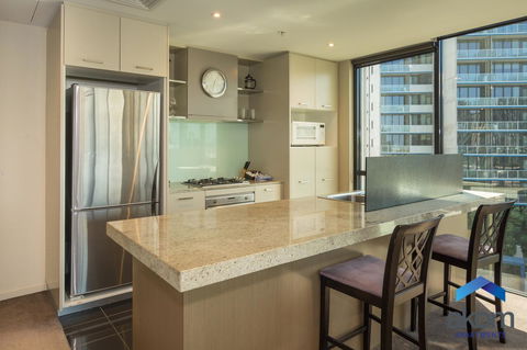AKOM AT Docklands - Stayed 33