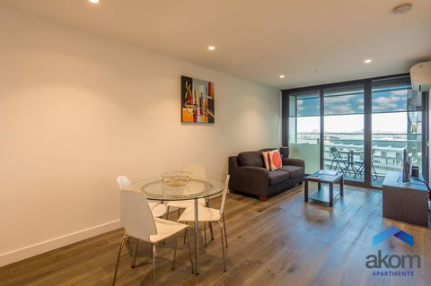 AKOM AT Docklands - Stayed 24