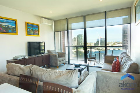 AKOM AT Docklands - Stayed 16