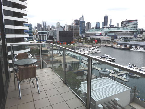 AKOM AT Docklands - Stayed 38