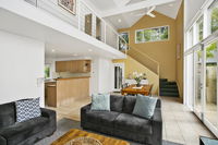 Book Ocean Grove Accommodation Vacations Stayed Stayed