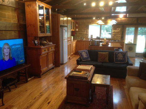 Mud Hollow Barn - Stayed 13