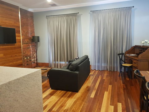 Sublime Spa Apartments - Stays Accommodation 3