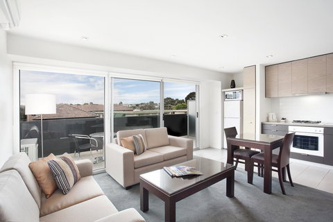 St Kilda Central Apartments - Stayed 5