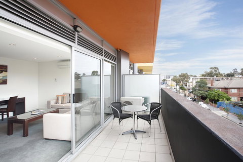 St Kilda Central Apartments - Stayed 6