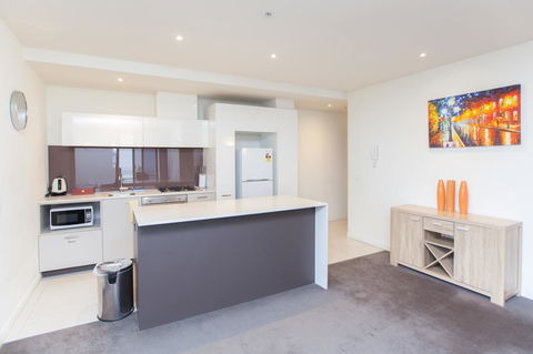 Southern Cross Serviced Apartments - Stayed 12