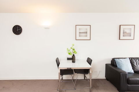 Southern Cross Serviced Apartments - Stayed 16