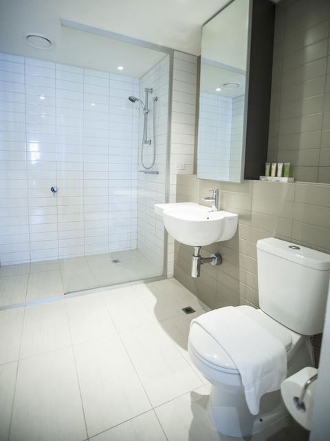 Southern Cross Serviced Apartments - Stayed 21