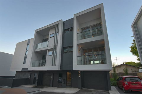Doncaster Private Collection 2 Bed Townhouse@Pearl - Stayed 15