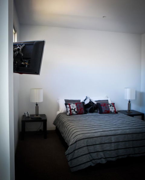 Battery Cove Beach Front Apartment - Stayed 9