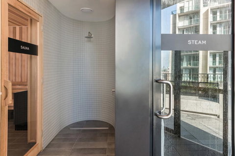 Shadow Play By Peppers - Stayed 32