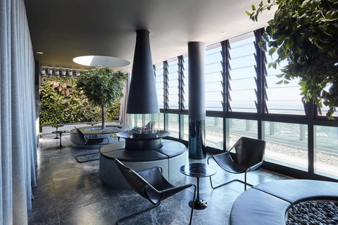 Shadow Play By Peppers - Stayed 10