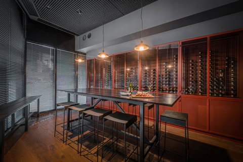 Shadow Play By Peppers - Stayed 4