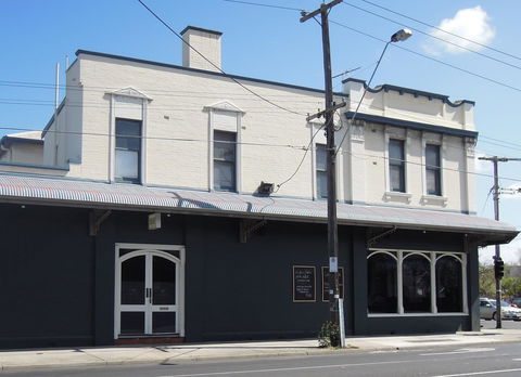 Plough Hotel - Stays Accommodation 31