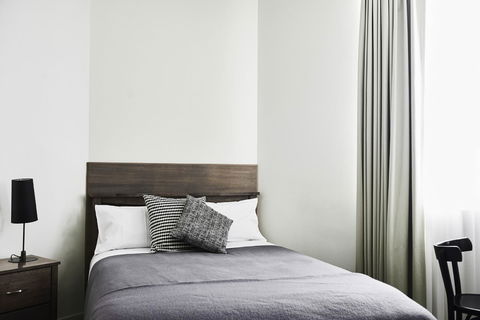 Plough Hotel - Stays Accommodation 3