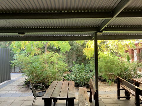 CROWN CENTRAL BUSINESS DISTRICT MOTEL - NO UNDER 18s - Stayed 1