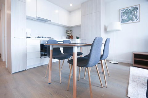 Box Hill 2 Bedroom Apt (La Maison) 02 - Stayed 1