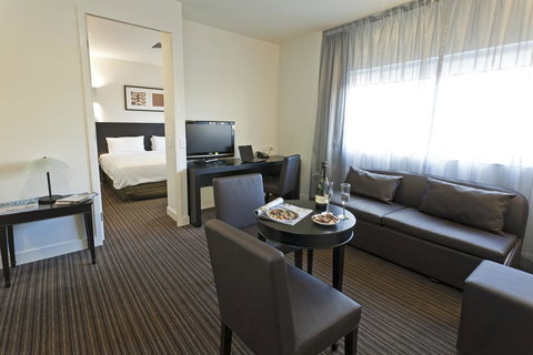 Causeway 353 Hotel - Stayed 10