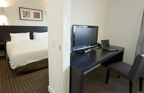 Causeway 353 Hotel - Stayed 32