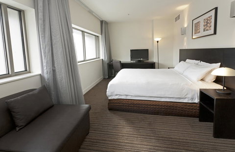 Causeway 353 Hotel - Stayed 25