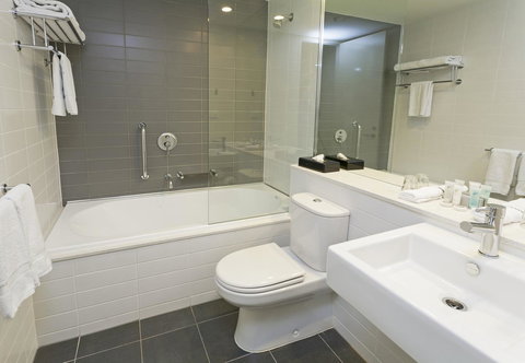 Causeway 353 Hotel - Stayed 28
