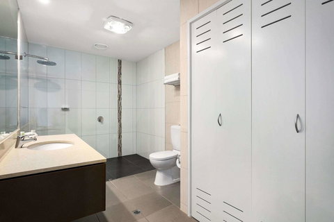 Quality Hotel Bayside Geelong - Stays Accommodation 14
