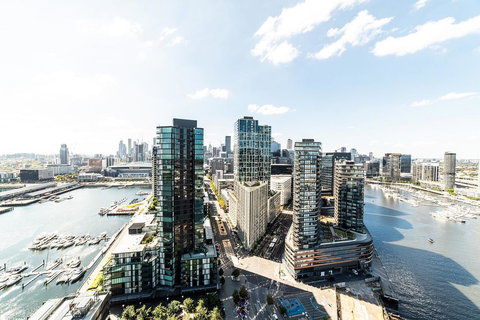 Melbourne Private Apartments - Collins Wharf Waterfront, Docklands - Stayed 1
