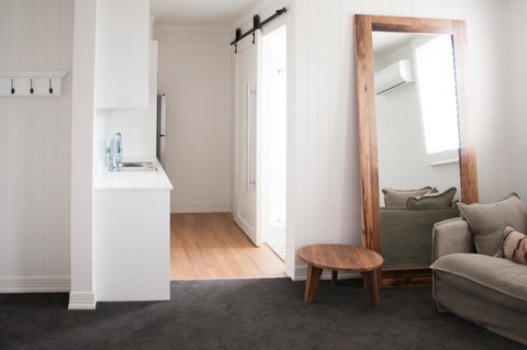 Anchor Geelong - Stayed 8