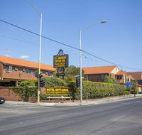 St Georges Motor Inn - Stayed