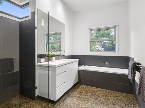 Aireys Ocean View - Stayed 9