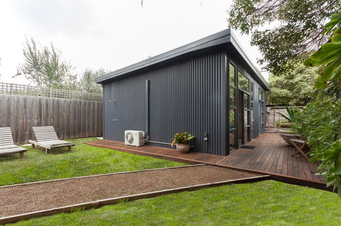 The Love Shack - Romantic Bungalow - Stays Accommodation 12
