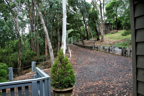 Tangenong Cottages - Stays Accommodation 19