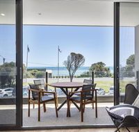 Blairgowrie Apartment 1 - on the beach - Stays Accommodation