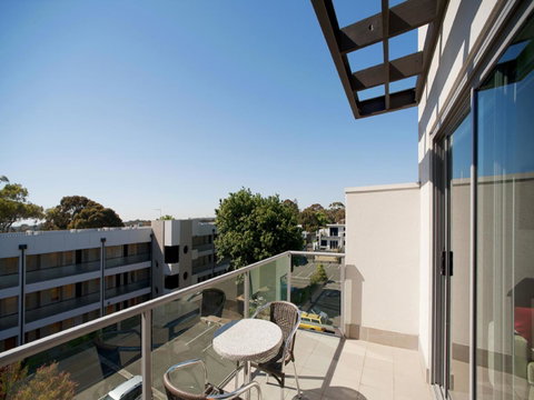 The Waves Apartments - Stayed 27