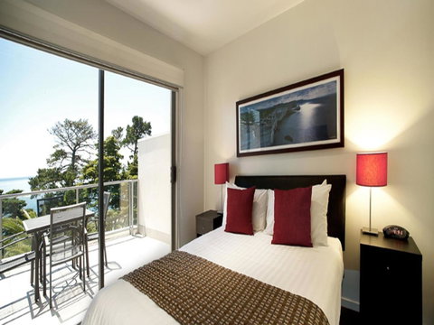The Waves Apartments - Stayed 14