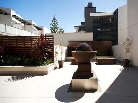 The Waves Apartments - Stayed 15