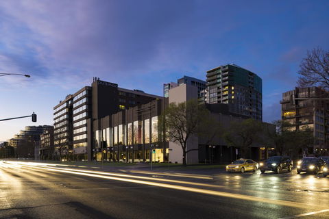 Pullman Melbourne Albert Park - Stays Accommodation 0