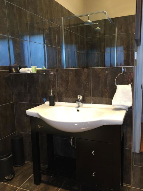 Little River Bed And Breakfast - Stays Accommodation 13