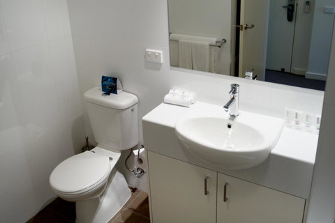 Quest Cheltenham - Stayed 32