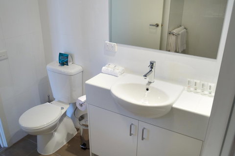 Quest Cheltenham - Stayed 35