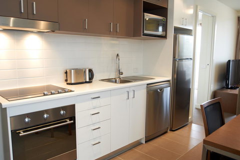 Quest Cheltenham - Stayed 33