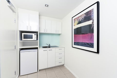 Brady Apartment Hotel Flinders Street - Stayed 7