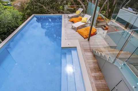 Lansdowne Villa - With Swimming Pool - Stays Accommodation 4